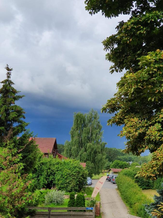 Viesu Nams Klanas Hotel Енгуре Екстериор снимка